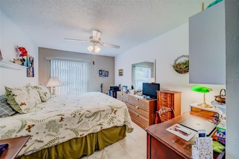 Copropriété à vendre à New Port Richey, Floride: 2 chambres, 76.64 m2 № 1201919 - photo 21