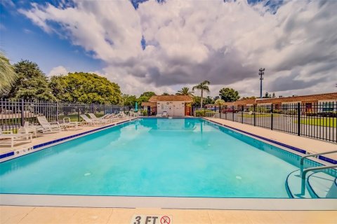 Condominio en venta en New Port Richey, Florida, 2 dormitorios, 76.64 m2 № 1201919 - foto 27