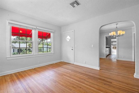 Villa ou maison à vendre à Orlando, Floride: 5 chambres, 229.38 m2 № 1299414 - photo 5