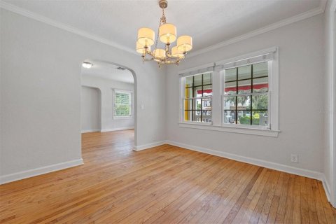 Casa en venta en Orlando, Florida, 5 dormitorios, 229.38 m2 № 1299414 - foto 14