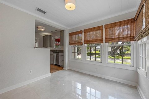 Villa ou maison à vendre à Orlando, Floride: 5 chambres, 229.38 m2 № 1299414 - photo 13