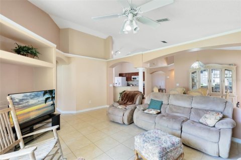 House in Groveland, Florida 3 bedrooms, 169.27 sq.m. № 1369835 - photo 8