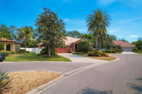 Villa ou maison à vendre à Sarasota, Floride: 4 chambres, 242.57 m2 № 1133233 - photo 5