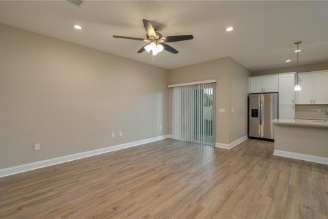 Townhouse in Lakeland, Florida 3 bedrooms, 155.52 sq.m. № 933526 - photo 5