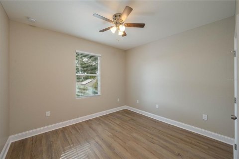 Townhouse in Lakeland, Florida 3 bedrooms, 155.52 sq.m. № 933526 - photo 11