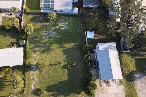 Terreno en venta en Edgewater, Florida № 1405168 - foto 4