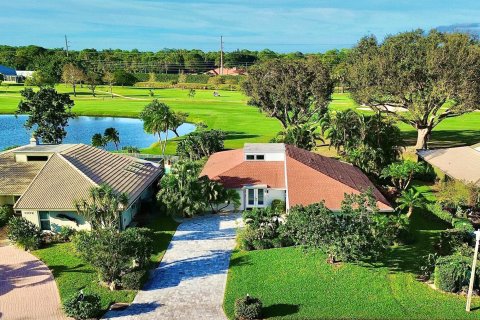 Villa ou maison à vendre à Palm Beach Gardens, Floride: 3 chambres, 182.83 m2 № 910089 - photo 17