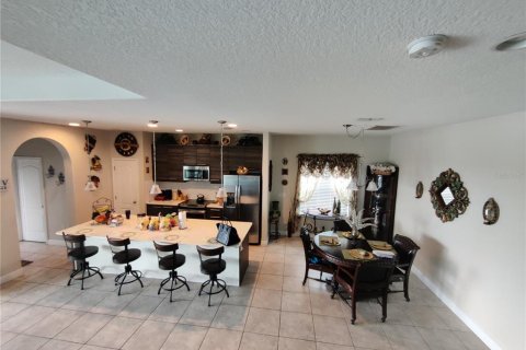 Villa ou maison à vendre à Haines City, Floride: 4 chambres, 235.69 m2 № 656862 - photo 26