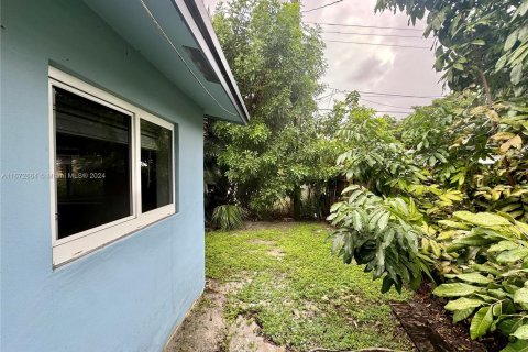 House in Fort Lauderdale, Florida 1 bedroom № 1395186 - photo 15