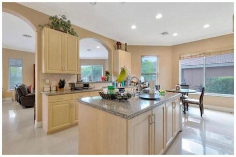 Villa ou maison à vendre à Parkland, Floride: 6 chambres, 353.49 m2 № 760997 - photo 13
