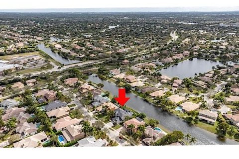 Villa ou maison à vendre à Parkland, Floride: 6 chambres, 353.49 m2 № 760997 - photo 24