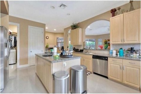 Villa ou maison à vendre à Parkland, Floride: 6 chambres, 353.49 m2 № 760997 - photo 12