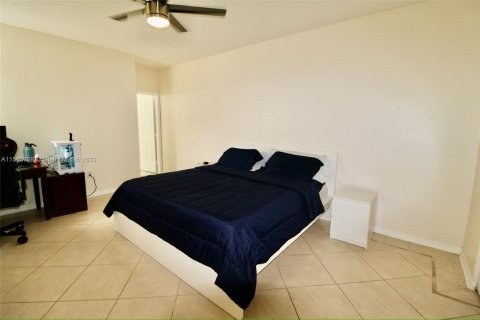 Adosado en venta en Homestead, Florida, 3 dormitorios, 155.15 m2 № 912233 - foto 11