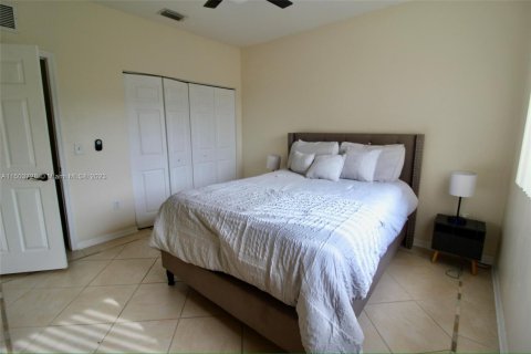 Adosado en venta en Homestead, Florida, 3 dormitorios, 155.15 m2 № 912233 - foto 15