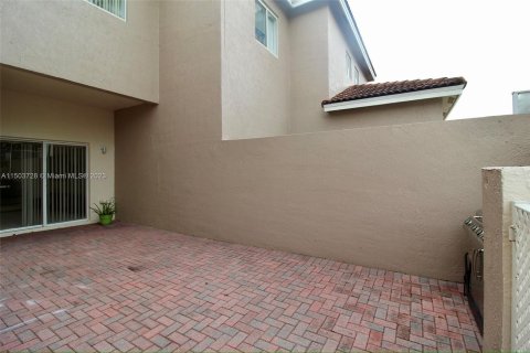 Adosado en venta en Homestead, Florida, 3 dormitorios, 155.15 m2 № 912233 - foto 6