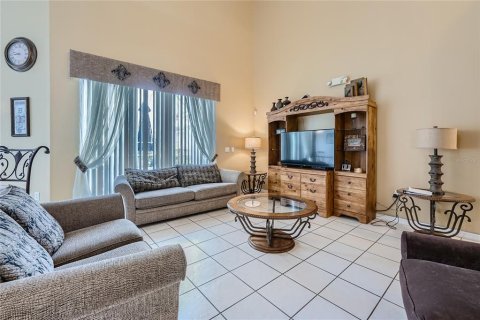 Villa ou maison à vendre à Davenport, Floride: 5 chambres, 244.61 m2 № 1338090 - photo 12