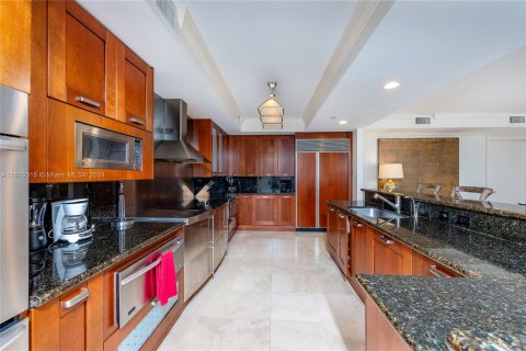 Condominio en venta en Aventura, Florida, 6 dormitorios, 553.51 m2 № 1238122 - foto 30