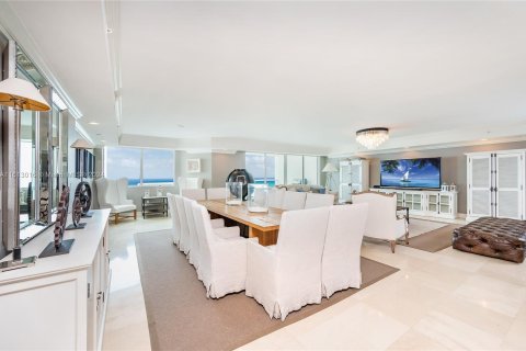 Condominio en venta en Aventura, Florida, 6 dormitorios, 553.51 m2 № 1238122 - foto 19