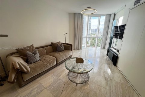 Copropriété à vendre à Sunny Isles Beach, Floride: 1 chambre, 81.85 m2 № 1238123 - photo 10