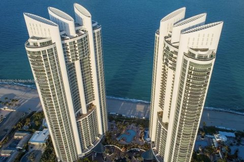 Condominio en venta en Sunny Isles Beach, Florida, 1 dormitorio, 81.85 m2 № 1238123 - foto 26