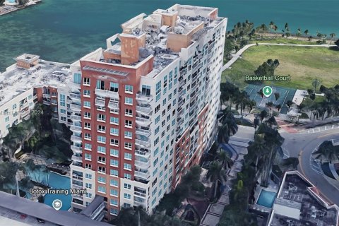 Condo in Miami, Florida, 2 bedrooms  № 1385931 - photo 25