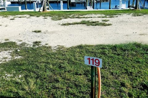Terreno en venta en Key Largo, Florida № 700299 - foto 16
