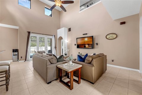 Casa en venta en Kissimmee, Florida, 4 dormitorios, 283.54 m2 № 1401827 - foto 16