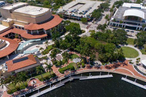 Condo in Fort Lauderdale, Florida, 2 bedrooms  № 1188707 - photo 2