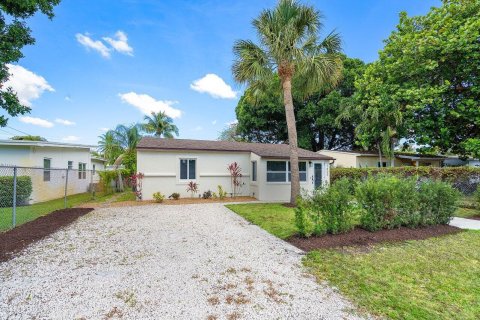 House in Fort Lauderdale, Florida 3 bedrooms, 127.28 sq.m. № 1188710 - photo 25