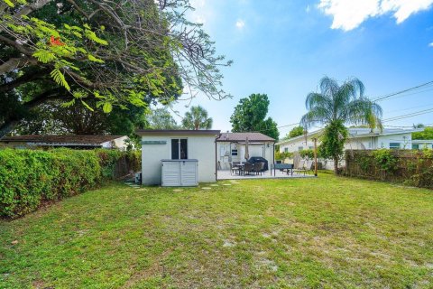 House in Fort Lauderdale, Florida 3 bedrooms, 127.28 sq.m. № 1188710 - photo 2