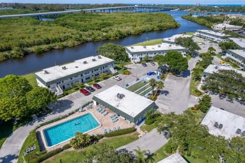 Copropriété à vendre à Vero Beach, Floride: 2 chambres, 92.9 m2 № 1188716 - photo 4