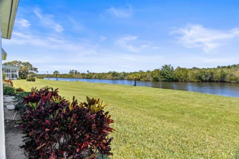 Condo in Vero Beach, Florida, 2 bedrooms  № 1188716 - photo 11