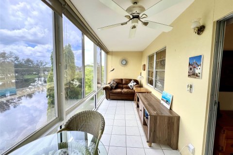 Copropriété à vendre à Deerfield Beach, Floride: 2 chambres, 76.92 m2 № 1226801 - photo 25