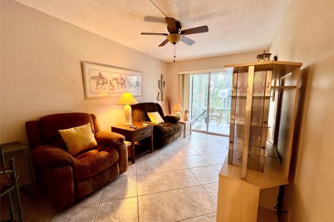 Copropriété à vendre à Deerfield Beach, Floride: 2 chambres, 76.92 m2 № 1226801 - photo 28