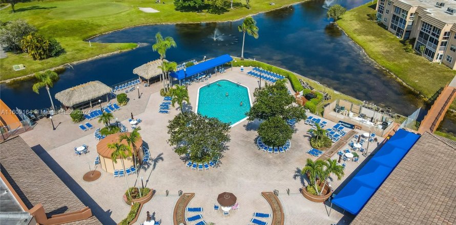 Condo in Sunrise, Florida, 2 bedrooms  № 1232184