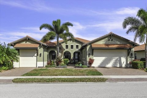 House in Venice, Florida 3 bedrooms, 260.13 sq.m. № 936922 - photo 1