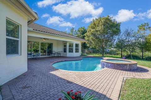 Villa ou maison à vendre à Palm Beach Gardens, Floride: 3 chambres, 315.59 m2 № 913923 - photo 13