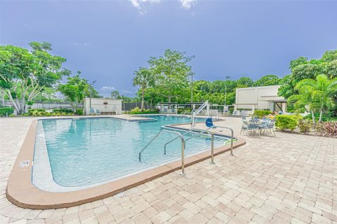 Condominio en venta en Saint Petersburg, Florida, 2 dormitorios, 104.52 m2 № 1390977 - foto 29