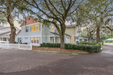 Touwnhouse à vendre à Alachua, Floride: 2 chambres, 131.92 m2 № 1361809 - photo 4