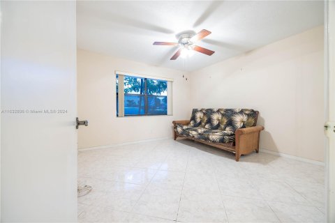 Copropriété à vendre à Sunrise, Floride: 2 chambres, 116.13 m2 № 1295014 - photo 16