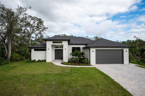 Villa ou maison à vendre à North Port, Floride: 4 chambres, 186.55 m2 № 1194908 - photo 1