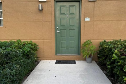 Townhouse in Aventura, Florida 3 bedrooms, 137.59 sq.m. № 965962 - photo 30