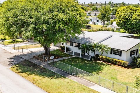 Villa ou maison à vendre à Homestead, Floride: 3 chambres, 132.94 m2 № 1352071 - photo 28