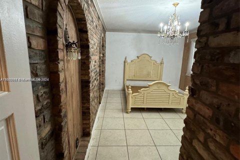 Villa ou maison à vendre à Miami, Floride: 3 chambres, 162.95 m2 № 1352039 - photo 10