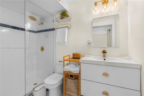 Купить кондоминиум в Майами, Флорида 2 спальни, 91.51м2, № 1352040 - фото 11