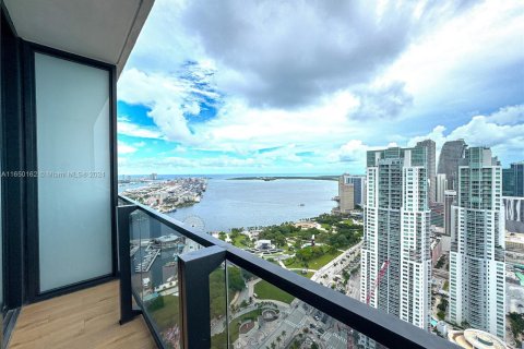 Condominio en venta en Miami, Florida, 33.63 m2 № 1352073 - foto 13