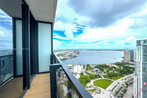 Condominio en venta en Miami, Florida, 33.63 m2 № 1352073 - foto 14