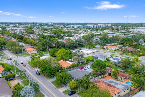 Villa ou maison à vendre à Miami, Floride: 3 chambres, 193.79 m2 № 1385649 - photo 4