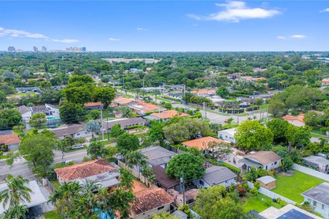 Villa ou maison à vendre à Miami, Floride: 3 chambres, 193.79 m2 № 1385649 - photo 5