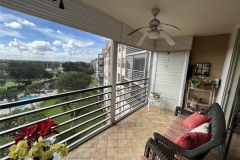 Condominio en venta en Pembroke Pines, Florida, 2 dormitorios, 102.19 m2 № 1078642 - foto 17